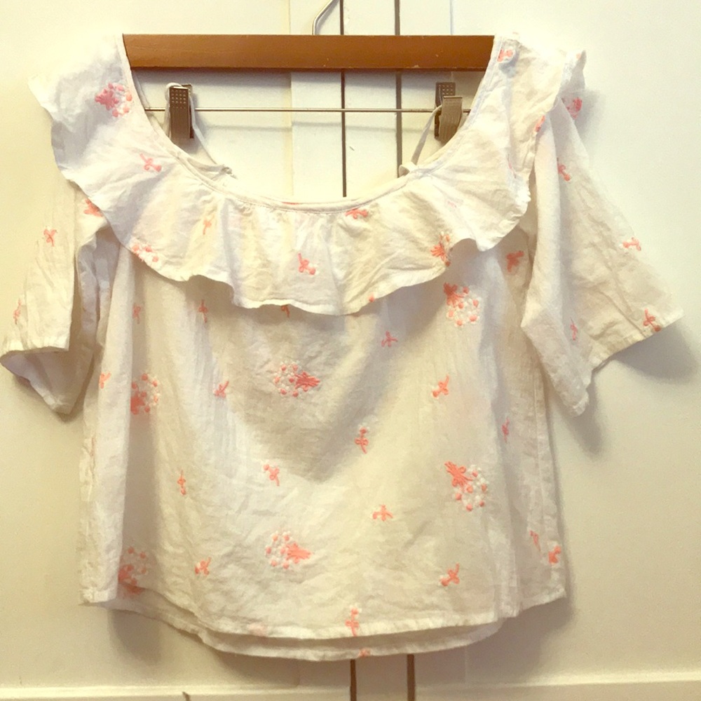 Off-the-shoulder crop top